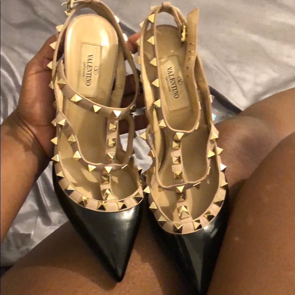 Valentino RockStud Heels 37